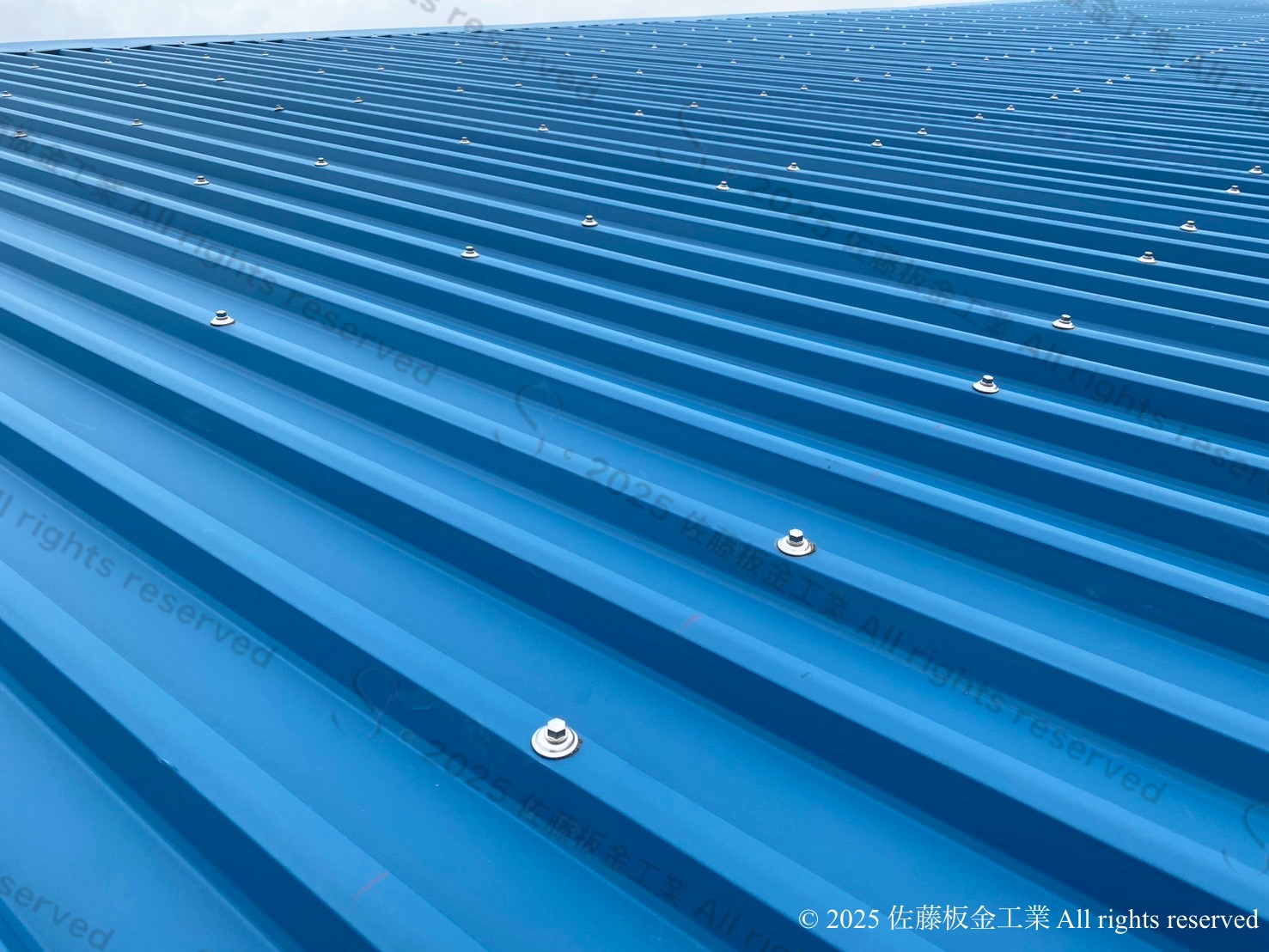 阿蘇市の牛舎新築板金屋根工事 佐藤板金工業