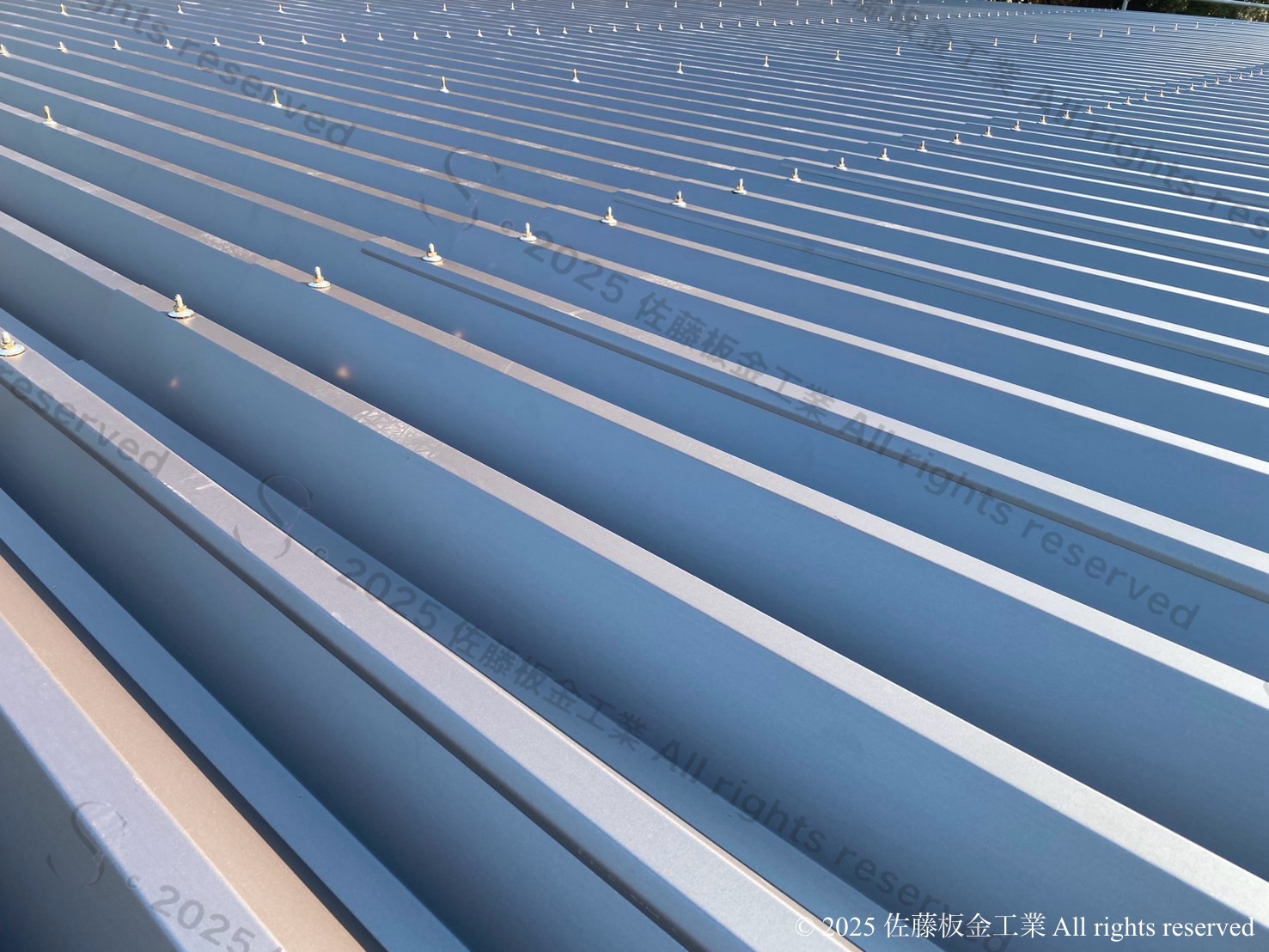 阿蘇市の倉庫新築板金屋根工事 佐藤板金工業